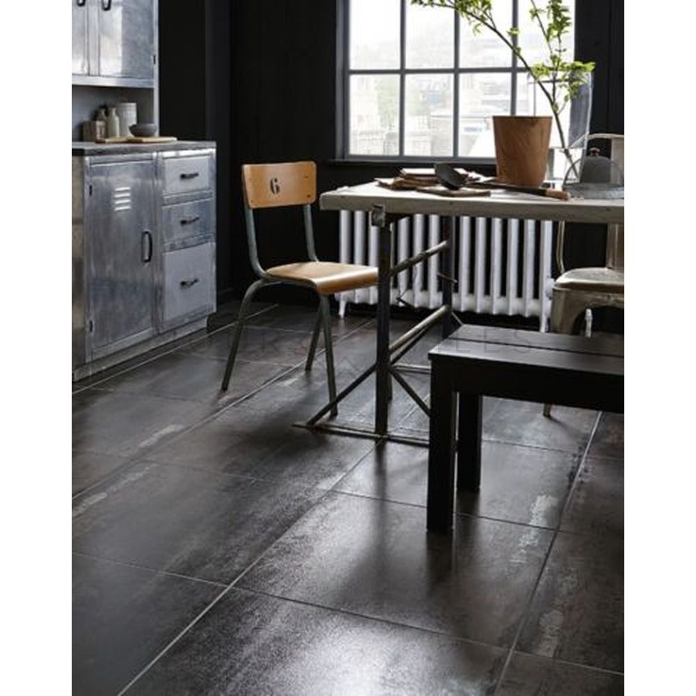 CUT TILE SAMPLE Furnace Metallic Black/Silver