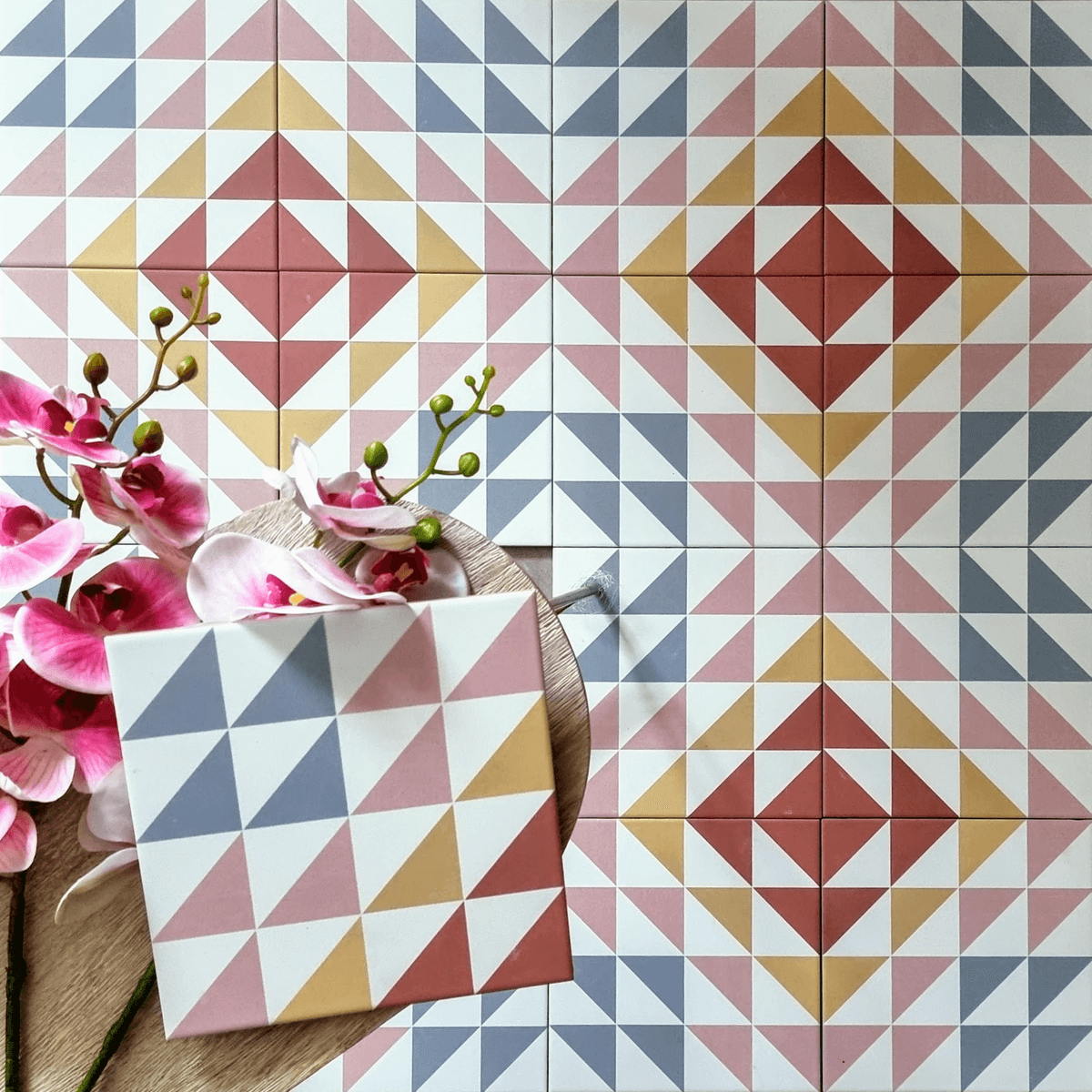 Harlequin Colours Patterned Tile 20cm x 20cm