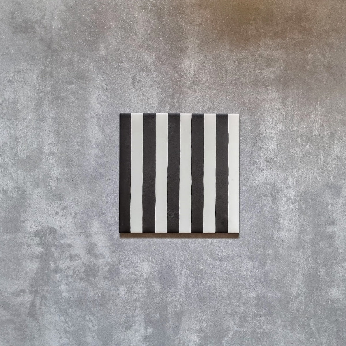 FULL TILE SAMPLE Pinstripes Black 20cm x 20cm