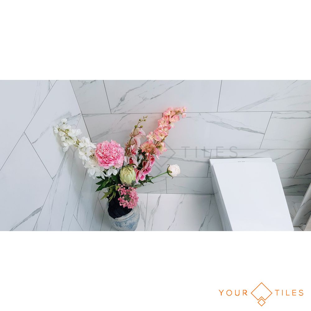 CUT TILE SAMPLE Snow Marble Gloss Effect