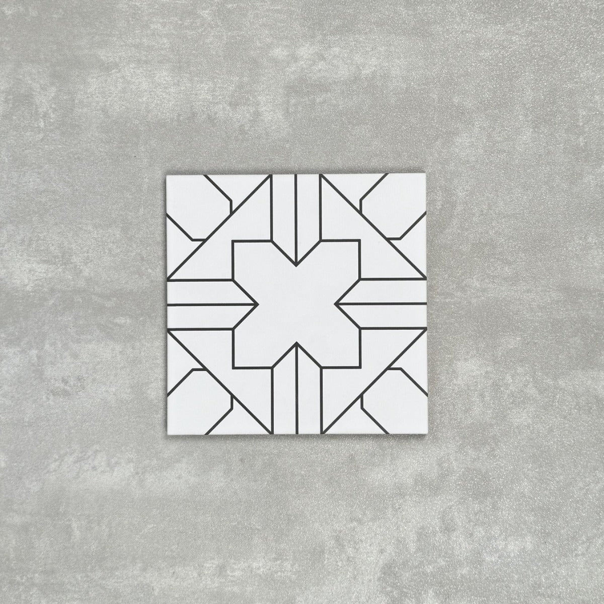 FULL TILE SAMPLE Almeira Palace Black and White 20cm x 20cm