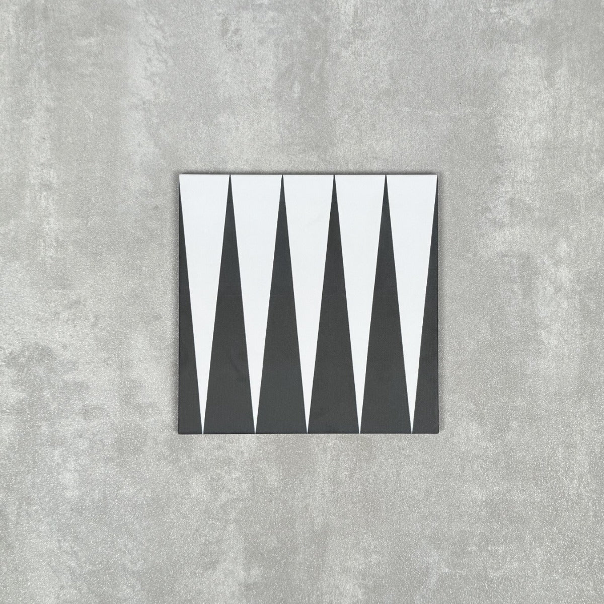 FULL TILE SAMPLE Almeira Backgammon  Black & White 20cm x 20cm
