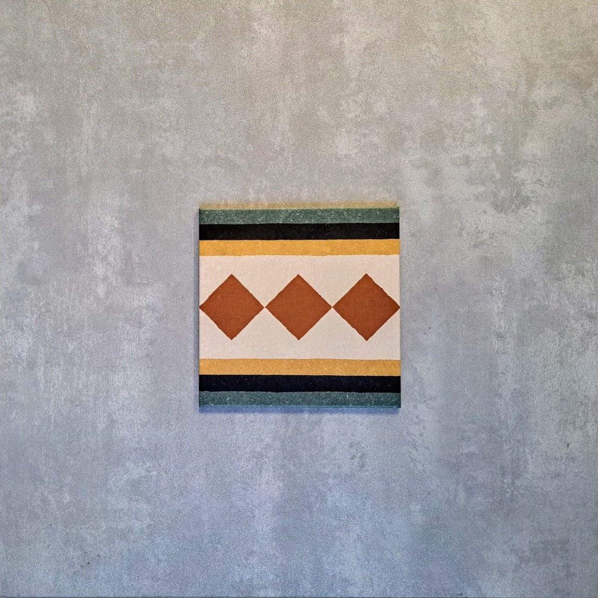 FULL TILE SAMPLE Newton Manor SIDE 20cm x 20cm
