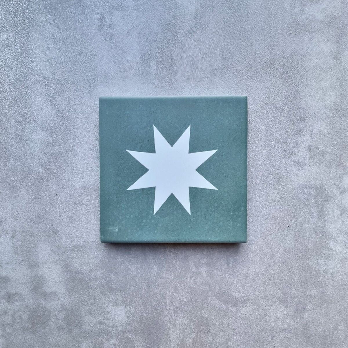 FULL TILE SAMPLE Rubins Green Decor MINI 15cm x 15cm
