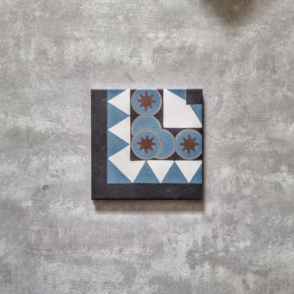 FULL TILE SAMPLE Westminster Manor CORNER 20cm x 20cm