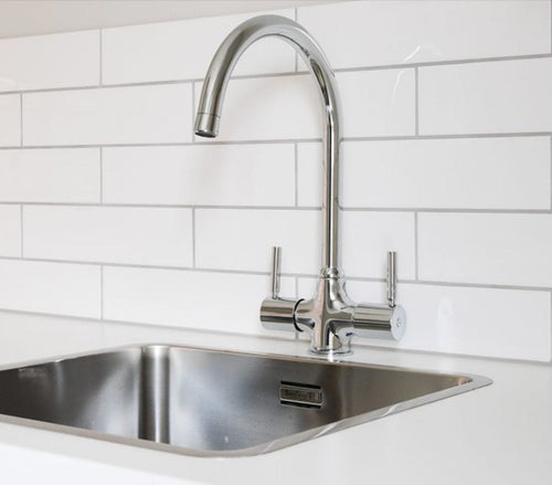 Brooklyn White Gloss  | Flat Subway Metro Brick Wall Tile | 7.5cm x 30cm